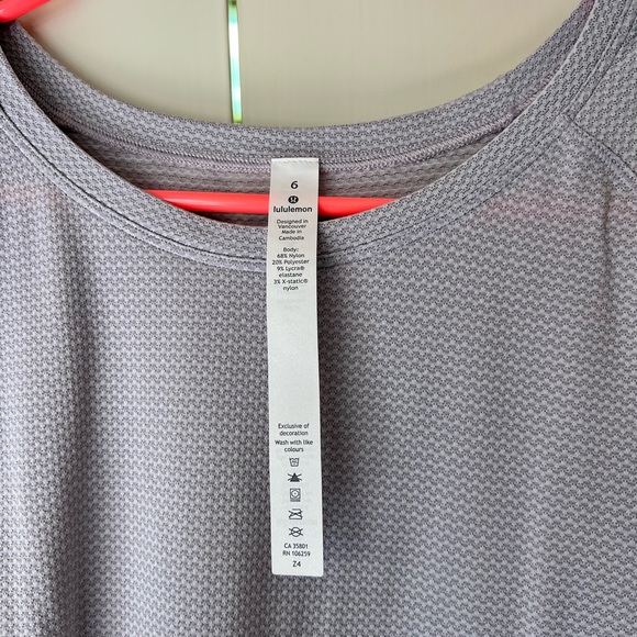 Lululemon textured short sleeve - Picture 4 of 5